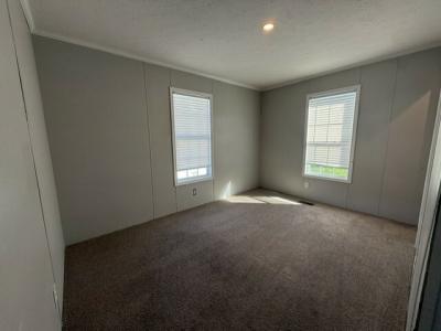 Photo 4 of 14 of home located at 16 Timber Court Flint, MI 48506