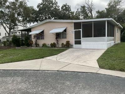 Mobile Home at 15607 Lakeshore Villa Loop Tampa, FL 33613