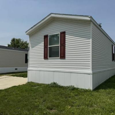 Photo 2 of 27 of home located at 9901 State Road 3 #0123 Muncie, IN 47303