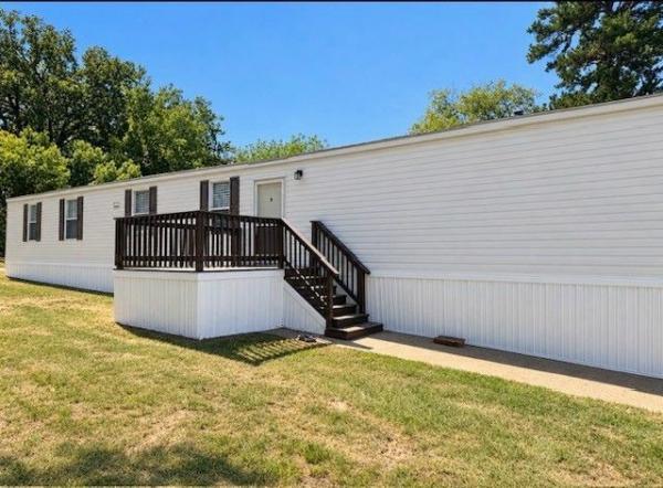 2005 Fleetwood Mobile Home For Sale