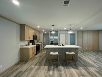 Photo 2 of 20 of home located at 13142 Grape Avenue Grand Island, FL 32735