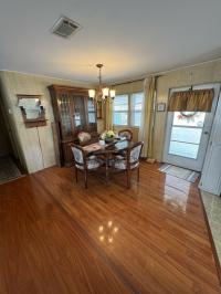 1977 TROP HS Mobile Home