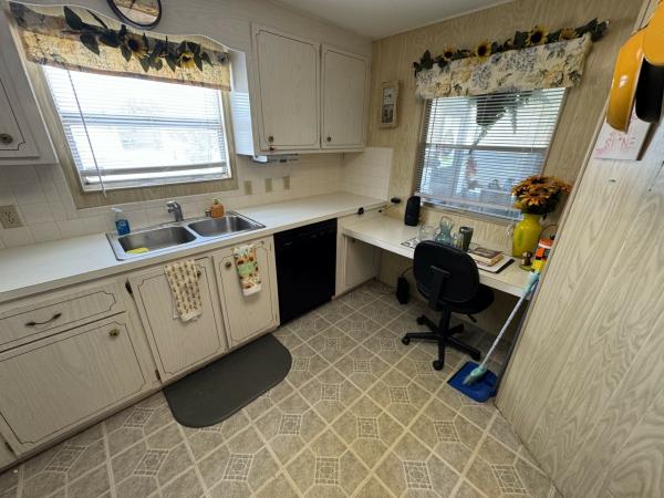 1977 TROP HS Mobile Home