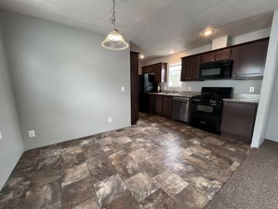 Photo 4 of 20 of home located at 4760 Dunkirk Ct Sterling Heights, MI 48310