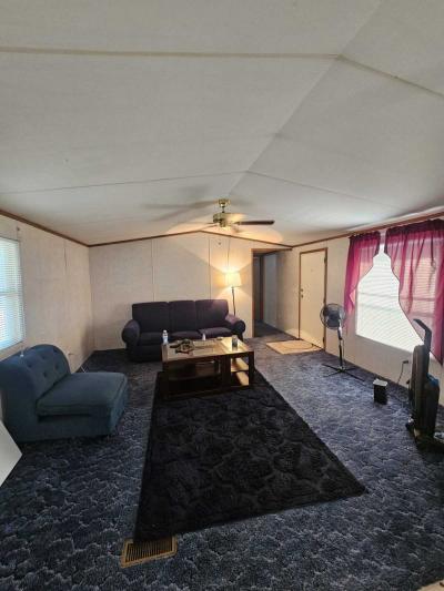 Photo 4 of 11 of home located at 340 S. Reynolds Rd., #31 Toledo, OH 43615