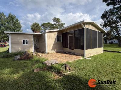 Photo 2 of 24 of home located at 6400 Lakewood Drive Unit C Ocala, FL 34472