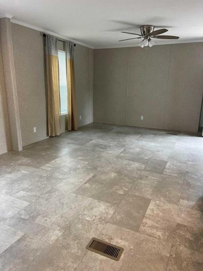 Photo 2 of 6 of home located at 100 Kentucky Ave  Williamstown, NJ 08094