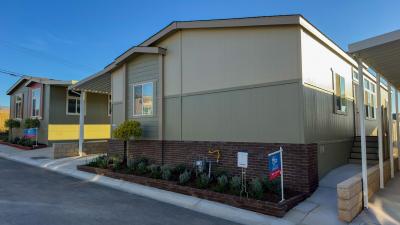 Photo 4 of 17 of home located at 3444 W Center St 24 Riverside, CA 92501