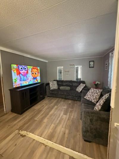 Photo 3 of 9 of home located at 13 Kelly St Hamilton, OH 45011