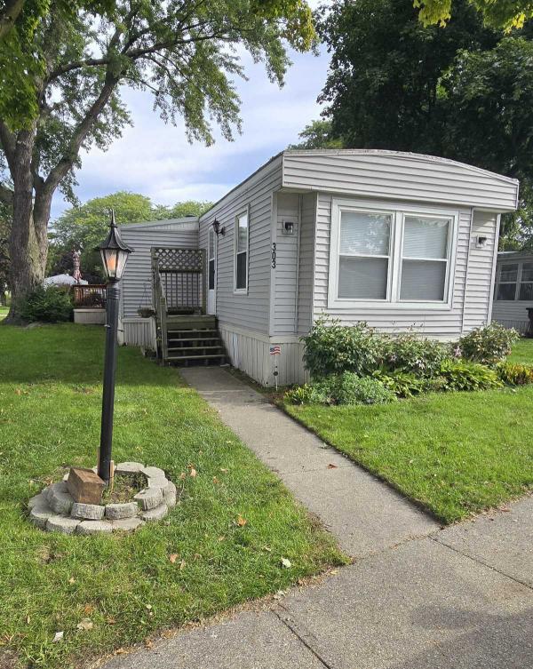 1983 Parkwood Mobile Home For Sale