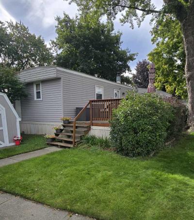 Photo 4 of 16 of home located at 303 Lancelot Pl, #58 Lansing, MI 48906