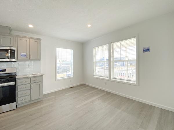 2025 Champion Home Builders, Inc. mobile Home