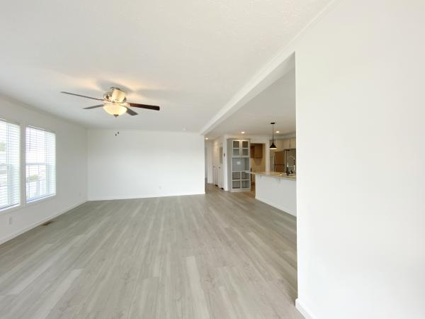 2025 Champion Home Builders, Inc. mobile Home