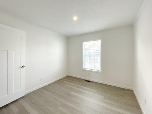 2025 Champion Home Builders, Inc. mobile Home
