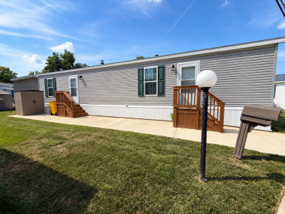 Photo 5 of 23 of home located at 38 Second St. #38 Dearborn Heights, MI 48127