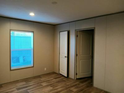 Photo 5 of 14 of home located at 3941 Charleston Highway #220 West Columbia, SC 29172