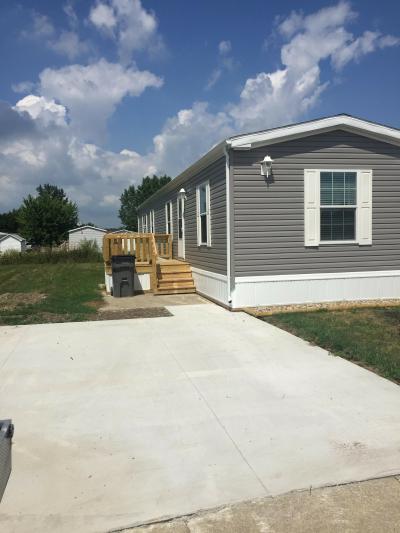 Mobile Home at 1068 Meadows Nappanee, IN 46550
