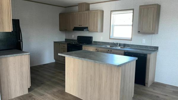 Photo 1 of 2 of home located at 392 Seneca Drive Lot 20392 Batavia, OH 45103