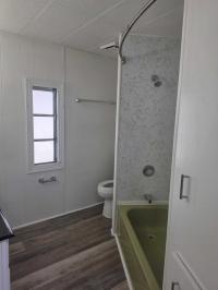 1975 SOUT Manufactured Home