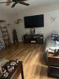 1991 Park Wood Manufactured Home