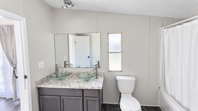 Photo 4 of 5 of home located at 57202 Woodcreek New Haven, MI New Haven, MI 48048