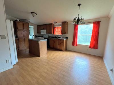 Photo 2 of 11 of home located at Arbor Ridge Ct Austin, TX 78744