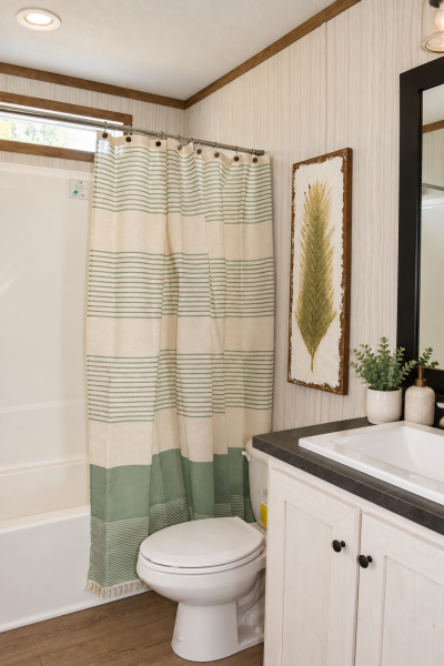 Photo 5 of 27 of home located at 30 Flint Street Shelby, OH 44875