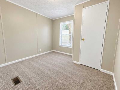Photo 4 of 5 of home located at 1237 N Us 27 #8 Portland, IN 47371