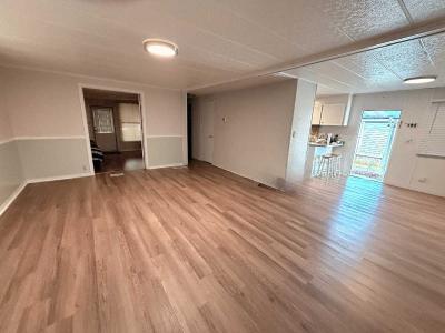 Photo 5 of 19 of home located at 7349 Ulmerton Rd. Largo, FL 33771