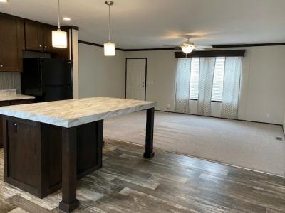 Mobile Home at 1279 Beacon Hill Ct (Lot #279) Mount Pleasant, MI 48858