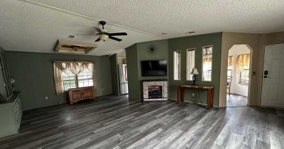 Photo 5 of 33 of home located at 795 County Rd 1 Palm Harbor, FL 34683