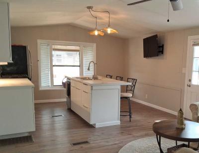 Mobile Home at 13582 Hwy 40, #194 Silver Springs, FL 34488