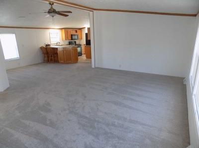 Photo 3 of 44 of home located at 23456 Valley Dr Brownstown, MI 48134