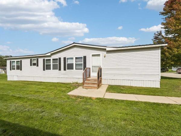 1997 Schult Mobile Home For Sale