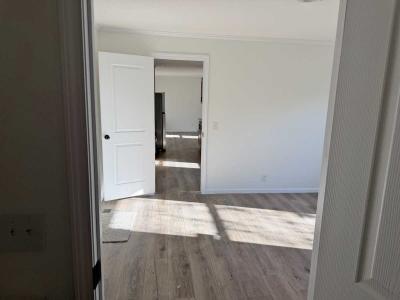 Photo 5 of 10 of home located at 1751 N Grand Ave W #90 Springfield, IL 62702