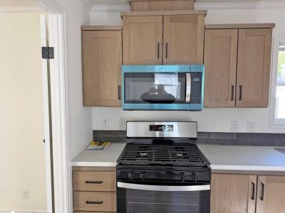 Photo 2 of 10 of home located at 1751 N Grand Ave W #90 Springfield, IL 62702