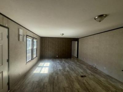 Photo 3 of 18 of home located at 5291 Old Atlanta Road Hampton, GA 30228