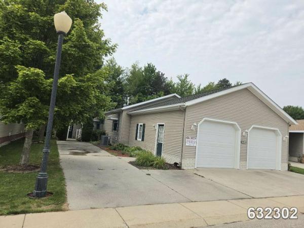 Photo 1 of 2 of home located at The Lakes 6148 S Branch Ln Smiths Creek, MI 48074