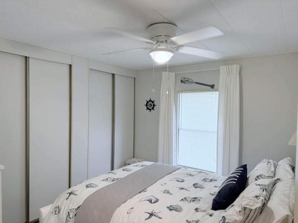 1984 TWIN Manufactured Home