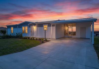 Photo 3 of 19 of home located at 898 Byrnes Lp Lady Lake, FL 32159