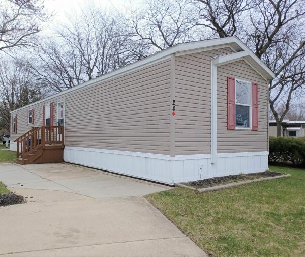 2015 Clayton Homes Inc Mobile Home For Sale