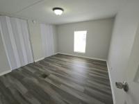 1985 LIBERTY Manufactured Home