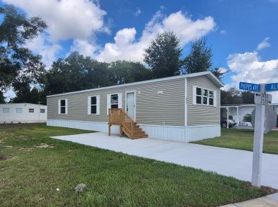 Photo 2 of 11 of home located at 2512 Phipps Orlando, FL 32818