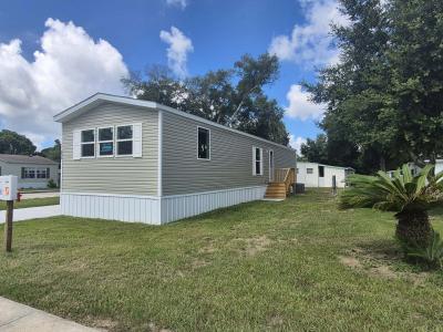 Photo 3 of 11 of home located at 2512 Phipps Orlando, FL 32818