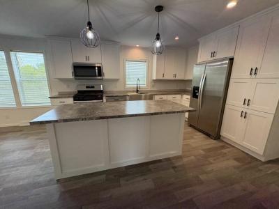 Photo 5 of 20 of home located at 5038 Sawgrass Dr Monee, IL 60449