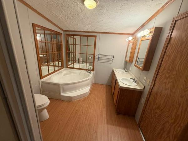 2000 Mobile Home