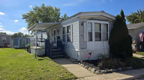 1986 Parkwood Mobile Home For Sale