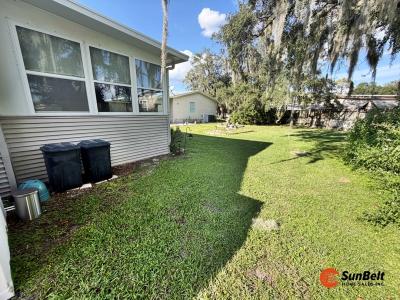 Photo 4 of 33 of home located at 108 Park Lane Leesburg, FL 34788