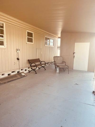 Photo 5 of 35 of home located at 2550 State Route 580, Lot 446 Clearwater, FL 33761