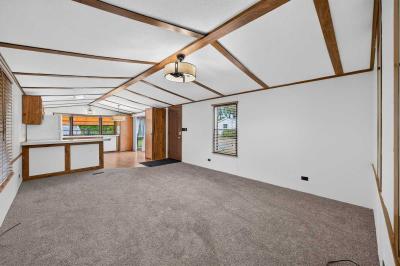 Photo 2 of 29 of home located at 1294 Beaverdale Rd Maplewood, MN 55119